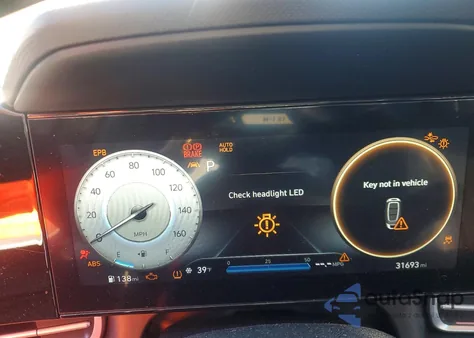 2023 Hyundai Elantra Limited z USA, uszkodzony, nr VIN KMHLP4AG8PU588952